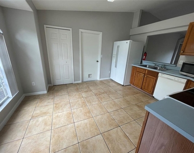 11185 Cypress Leaf Drive - Photo Thumbnail 2