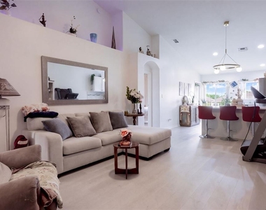 2828 Osprey Cove Place - Photo Thumbnail 3