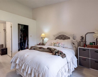 2828 Osprey Cove Place - Photo Thumbnail 12