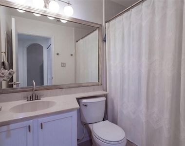 2828 Osprey Cove Place - Photo Thumbnail 15