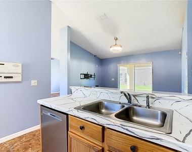 557 Nogales Court - Photo Thumbnail 9