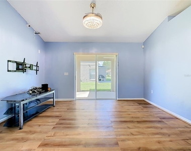 557 Nogales Court - Photo Thumbnail 16