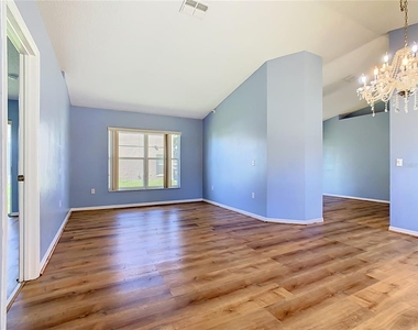 557 Nogales Court - Photo Thumbnail 3