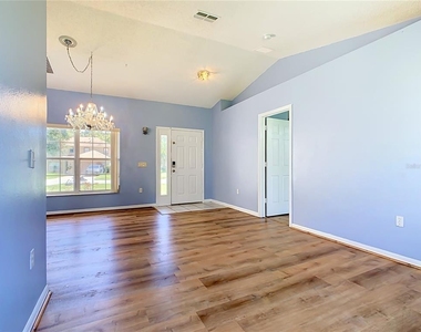 557 Nogales Court - Photo Thumbnail 4