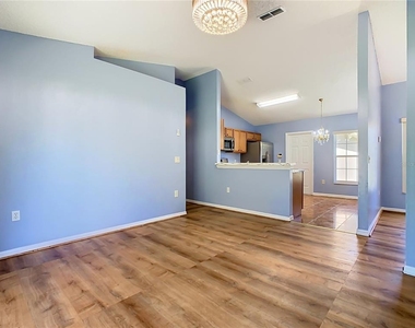557 Nogales Court - Photo Thumbnail 14