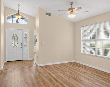 615 Juniper Way - Photo Thumbnail 17