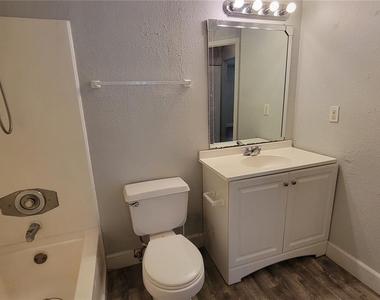 629 Dory Lane - Photo Thumbnail 15