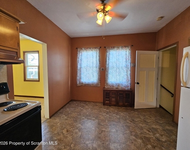 132 Smith Street - Photo Thumbnail 4