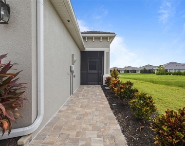 4216 Golden Creek Terrace - Photo Thumbnail 2