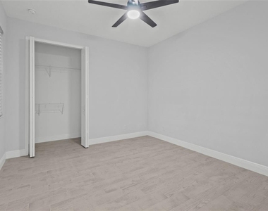 4216 Golden Creek Terrace - Photo Thumbnail 31
