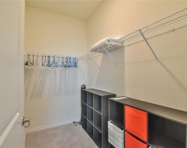 5553 Nw 40th Loop - Photo Thumbnail 14
