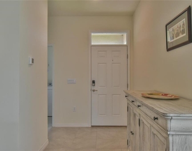 5553 Nw 40th Loop - Photo Thumbnail 20
