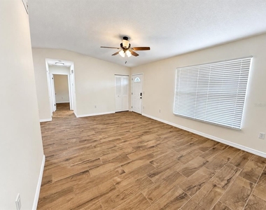 902 W Shannon Court - Photo Thumbnail 6