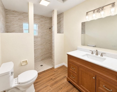 902 W Shannon Court - Photo Thumbnail 23