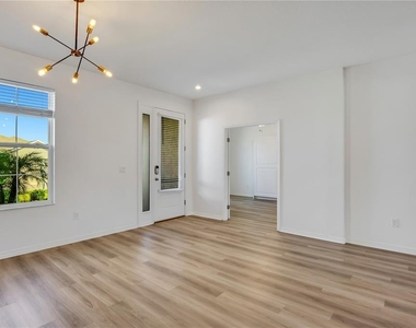 5315 Gavella Cove - Photo Thumbnail 3