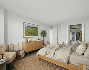 3333 Broadway - Photo Thumbnail 3