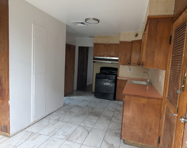 239 Forbes Avenue - Photo Thumbnail 2
