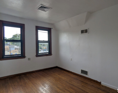 239 Forbes Avenue - Photo Thumbnail 9