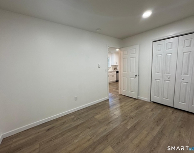 66 Nashville Road - Photo Thumbnail 5