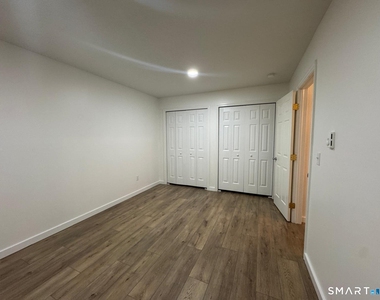 66 Nashville Road - Photo Thumbnail 9