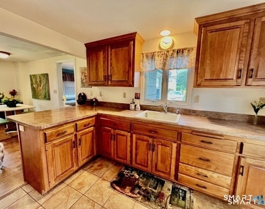 28 Kelsey Road - Photo Thumbnail 6
