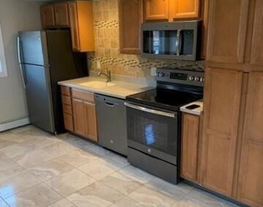 3 Forestville Avenue - Photo Thumbnail 1