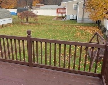 3 Forestville Avenue - Photo Thumbnail 6