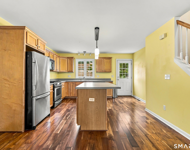 2720 State Street - Photo Thumbnail 11