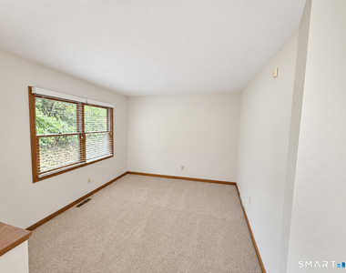73 Roberts Street - Photo Thumbnail 5