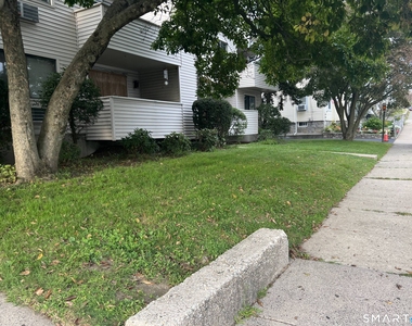 252 Harlem Avenue - Photo Thumbnail 5