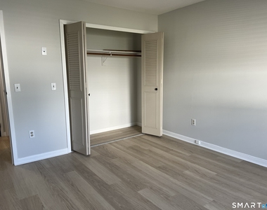 252 Harlem Avenue - Photo Thumbnail 20