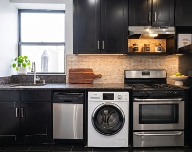 8 West 108th Street - Photo Thumbnail 1