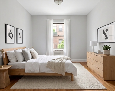 8 West 108th Street - Photo Thumbnail 3