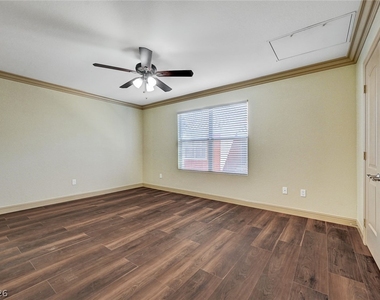 8101 W Flamingo Road - Photo Thumbnail 21