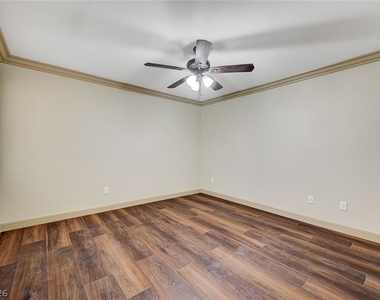 8101 W Flamingo Road - Photo Thumbnail 27