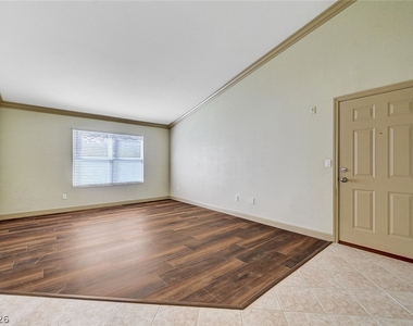 8101 W Flamingo Road - Photo Thumbnail 7
