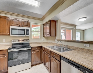 8101 W Flamingo Road - Photo Thumbnail 16
