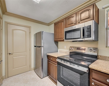 8101 W Flamingo Road - Photo Thumbnail 17