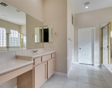 101 Emerald Dunes Circle - Photo Thumbnail 29