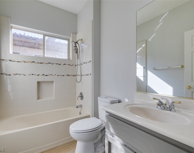 101 Emerald Dunes Circle - Photo Thumbnail 24