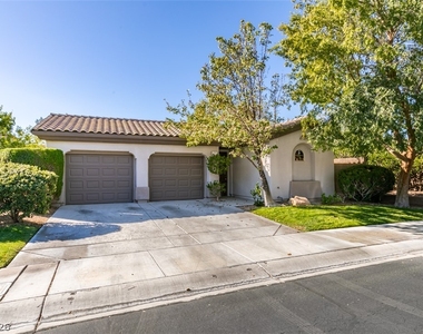 101 Emerald Dunes Circle - Photo Thumbnail 1