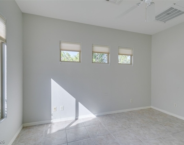 101 Emerald Dunes Circle - Photo Thumbnail 31