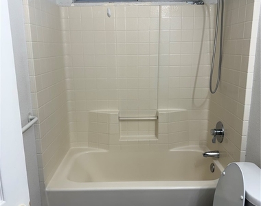 5133 Lost Canyon Drive - Photo Thumbnail 10