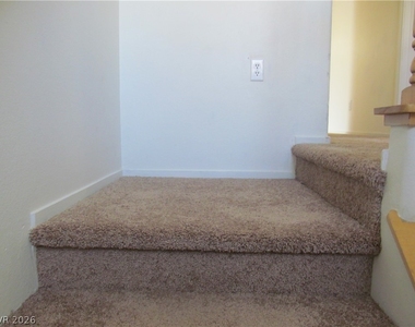 9775 Sage Grove Court - Photo Thumbnail 12
