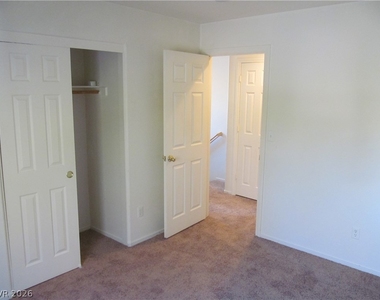 9775 Sage Grove Court - Photo Thumbnail 18
