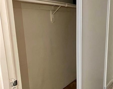 4955 Jeffreys Avenue - Photo Thumbnail 14