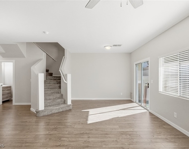1559 Ward Frontier Lane - Photo Thumbnail 4