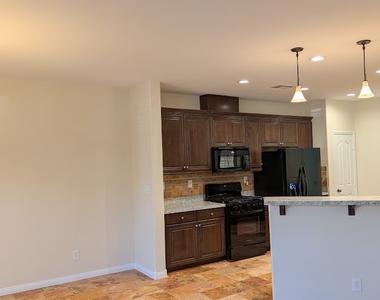 6255 W Arby Avenue - Photo Thumbnail 6