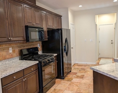6255 W Arby Avenue - Photo Thumbnail 1