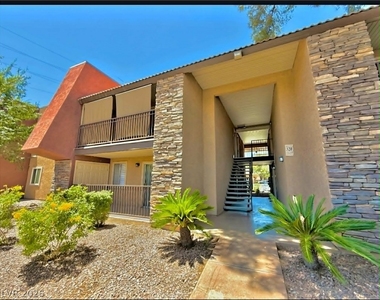 5185 Indian River Drive - Photo Thumbnail 2